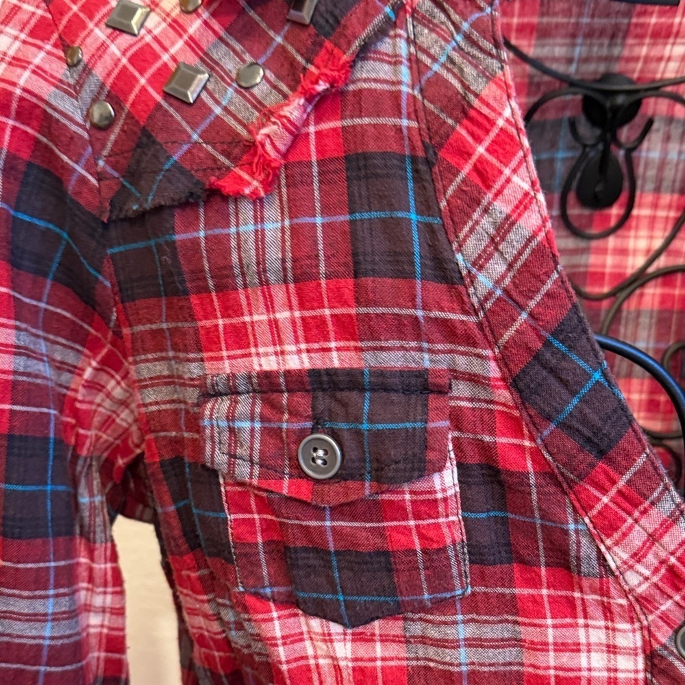 ☎️☎️☎️bogoho ☎️☎️☎️Forever 21 Red and Black Plaid Button-Down Shirt - Picture 3 of 12